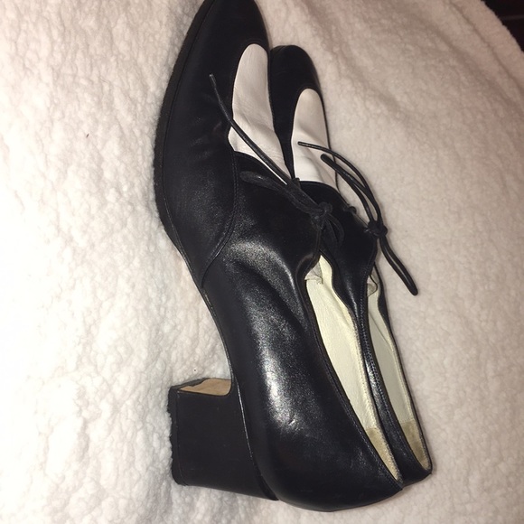 Ellen Tracy Loafers - Picture 5 of 11